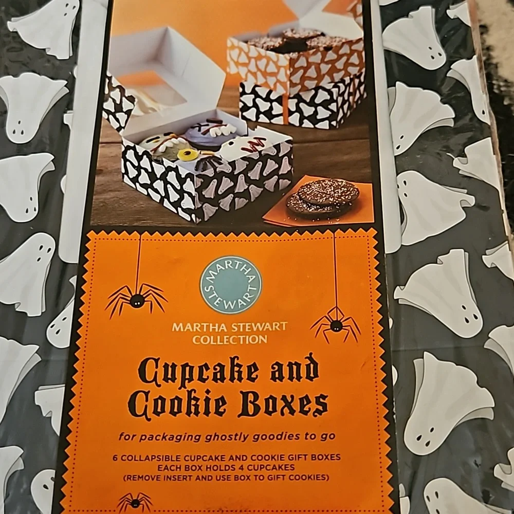 Halloween cupcake and cookie boxes NEW